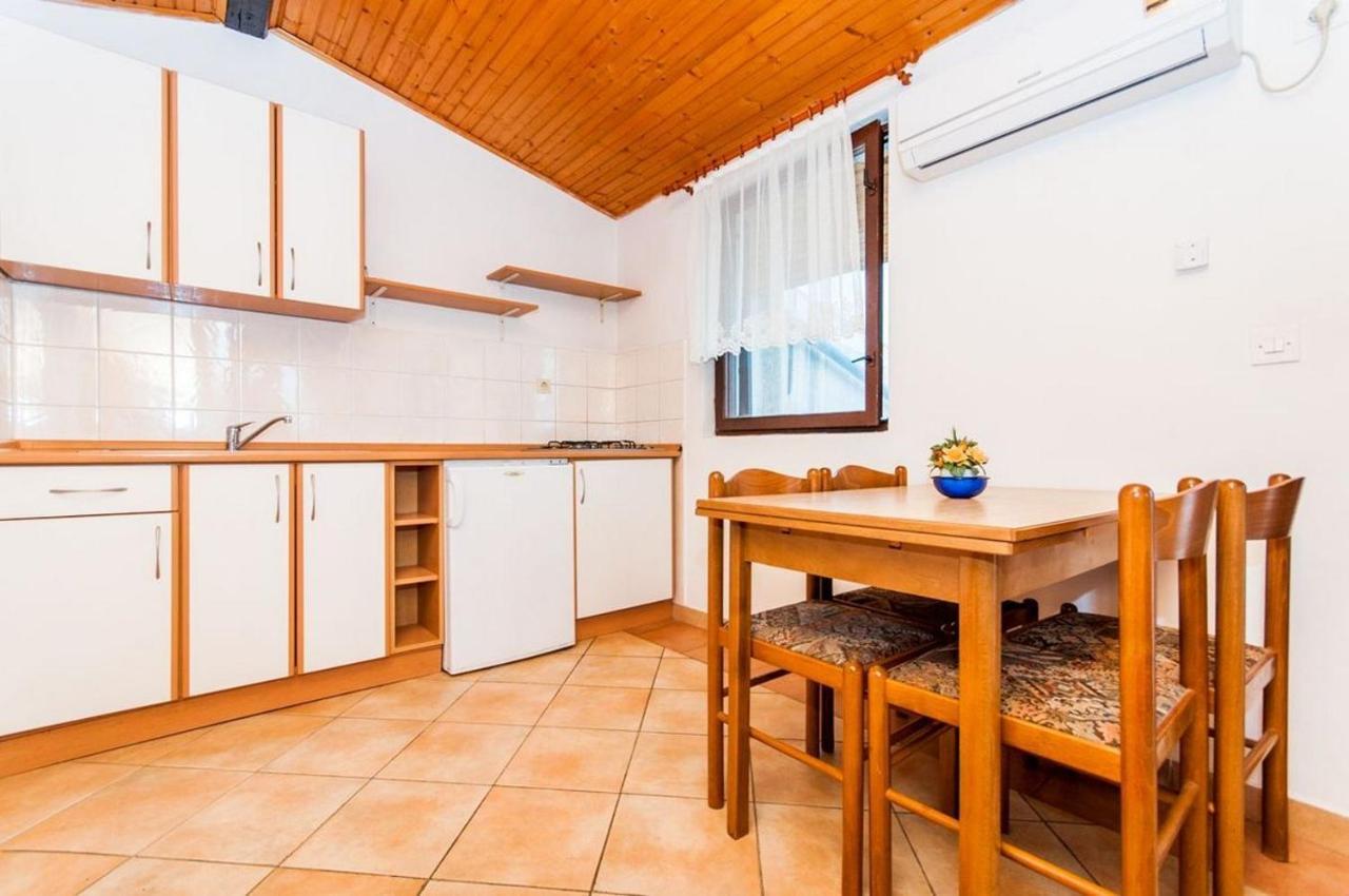 Apartments Crljenko Povljana Zewnętrze zdjęcie