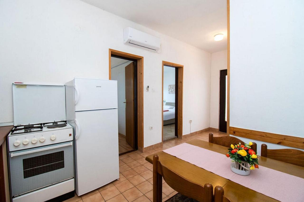 Apartments Crljenko Povljana Zewnętrze zdjęcie