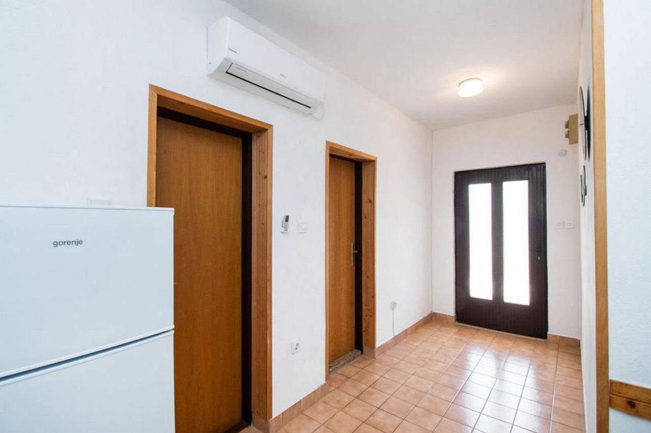 Apartments Crljenko Povljana Zewnętrze zdjęcie