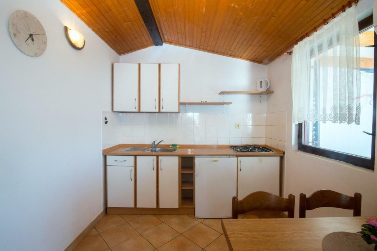 Apartments Crljenko Povljana Zewnętrze zdjęcie
